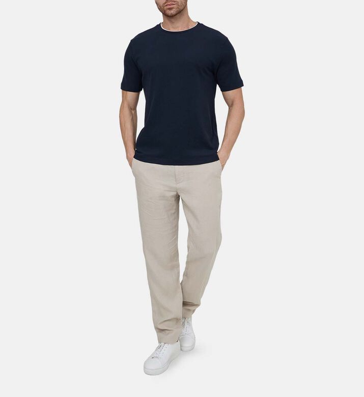 تيشيرت بياقة مستديرة بقصة عادية