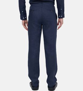 بنطال غير رسمي بقصة ضيقة