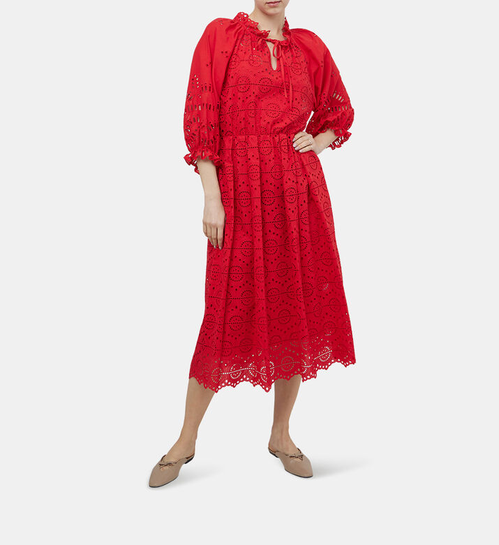 فستان بتطريز أنجليزي قطن موسلين فستان بتطريز أنجليزي قطن موسلين