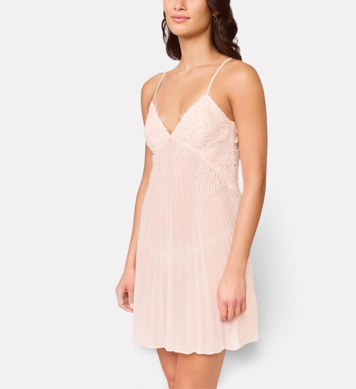 Rya Chemise Delight, Model View
