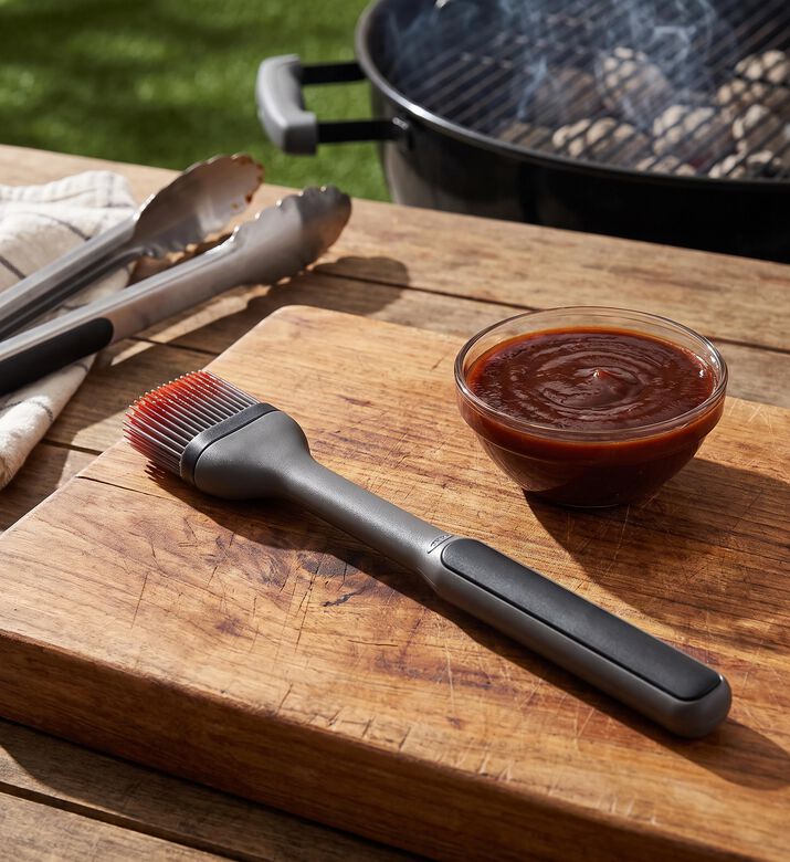 Oxo Silicone Grilling Basting Brush, Model View