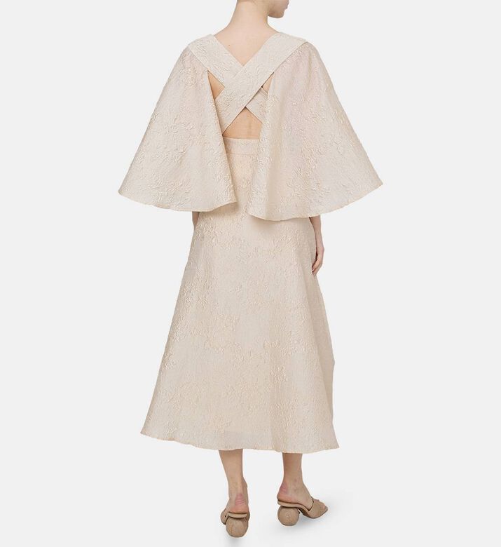 فستان بياقة في ملفوفة