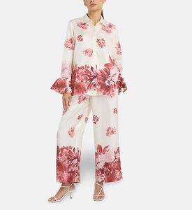 Carter and White Shirt Carol, Model View