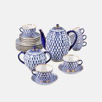 Cobalt Net Tulip Cake Plate