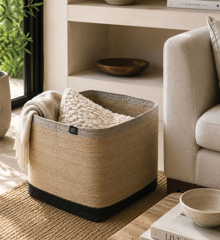 Home Deco and More Grismy Seagrass Basket, Multicolor, 42x44x32-cm, Packshot View