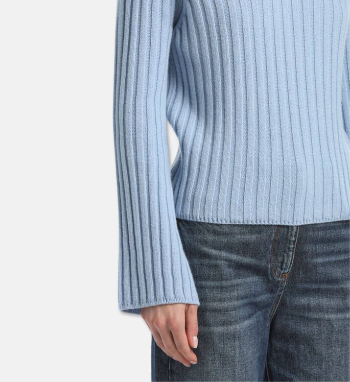 Luisa Spagnoli Pullover, Model View