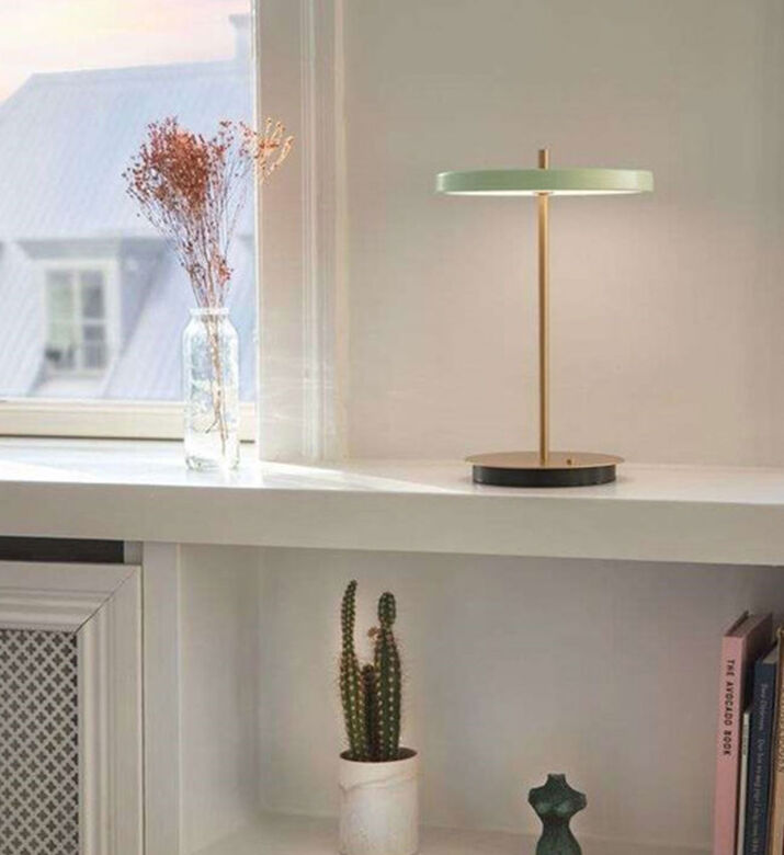 مصباح طاولة أستيريا ألومنيوم محمول