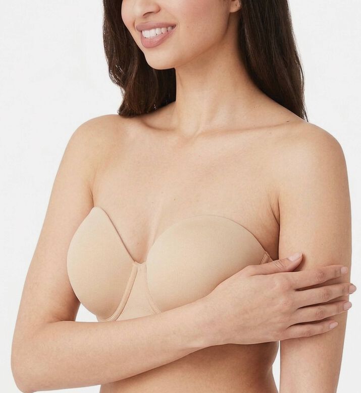 Wacoal Bra Strapless, Model View
