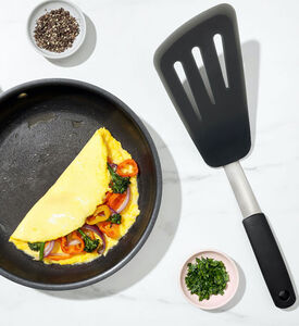 Oxo Silicone Flexible Omelet Turner, Packshot View