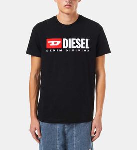 تي شيرت بشعار الصوف بقصة ضيقة