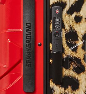 حقيبة أمتعة محمولة بشكل فهد مقسومة