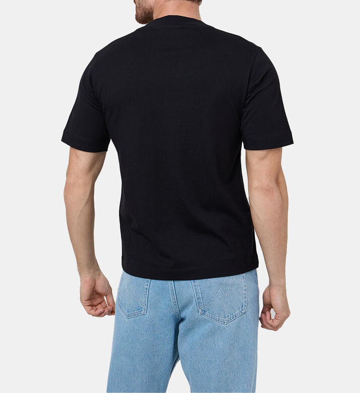 تيشيرت قطن بشعار على الصدر