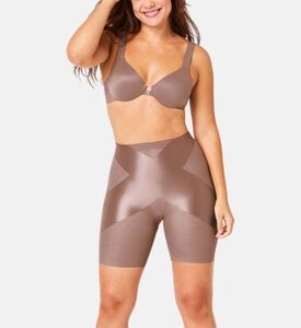 Spanx Short, Model View