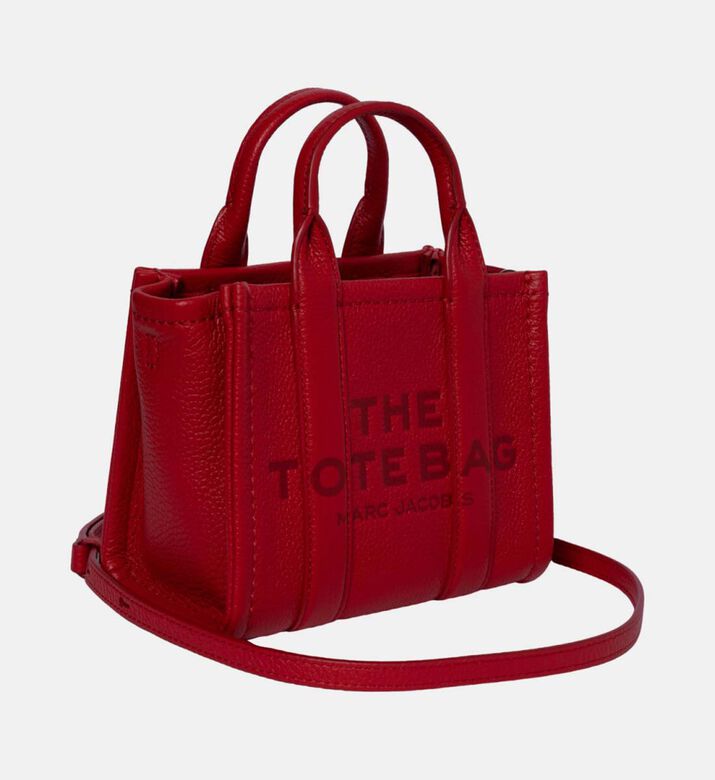 حقيبة كروس جلدية صغيرة الحجم