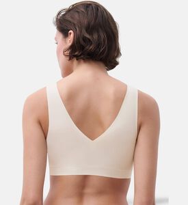 Chantelle Soft Stretch Underwired Padded Bra, Model View