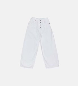 جينز واسع الأرجل وخصر عالي