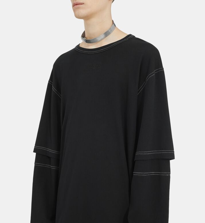 بلوزة ستريت ستايل بطبعة لوغو