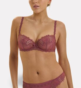 Simone Perele Bra Half Cup, Model View