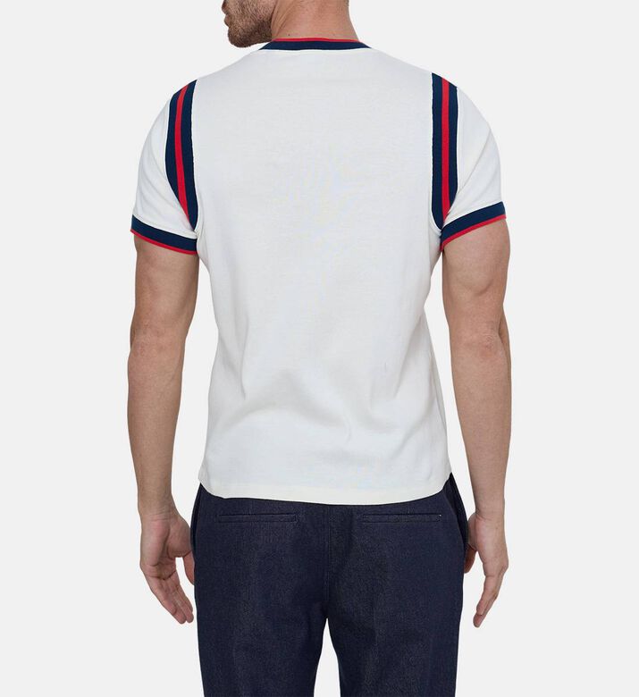 تيشيرت مخطط بشعار متباين بقصة ضيقة