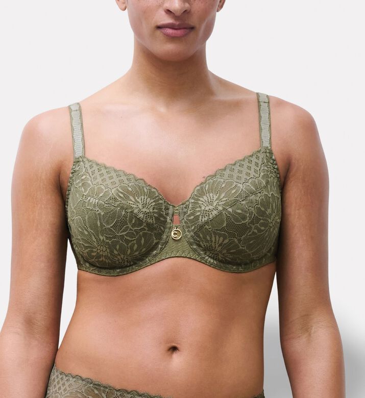 Chantelle Underwired Very Covering Lace Bra, Model View