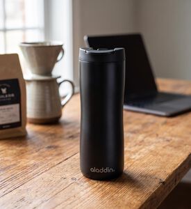 Aladdin Leak-lock Tumbler Black, Model View
