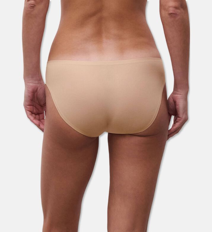 Chantelle Brief Soft, Model View