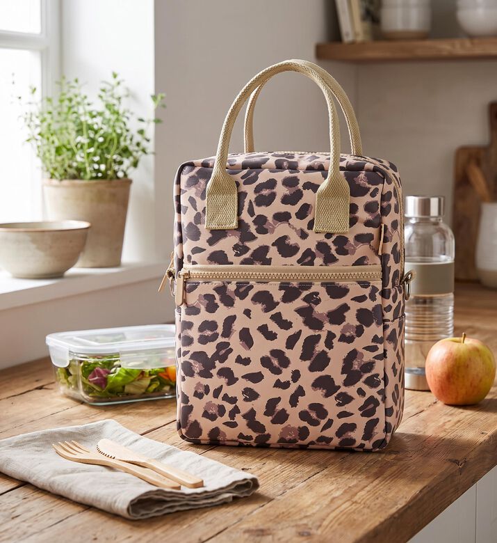 Estia Lunch Bag Spotted Prowl, Model View