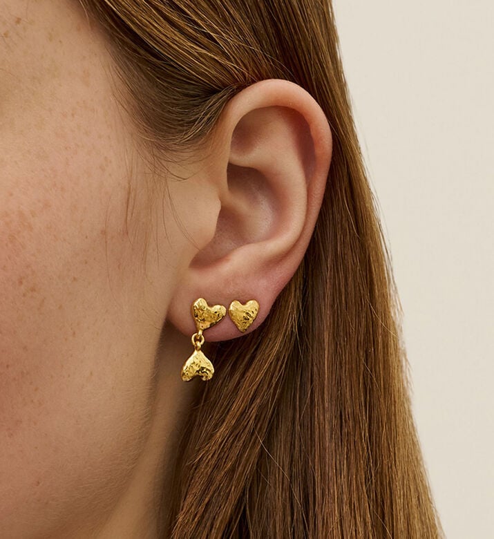 Ottoman Hands Heart-shape Stud Earrings, Packshot View Ottoman Hands Heart-shape Stud Earrings, Packshot View