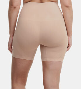 شورت سلس مريح محدد للجسم