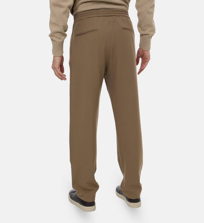 Les Deux Como Regular-fit Tapered Trousers, Model View