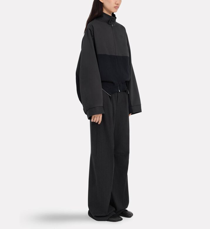 MM6 Jack Sport, Model View