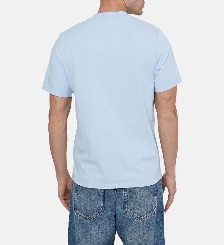 تيشيرت بياقة دائرية قصيرة الأكمام