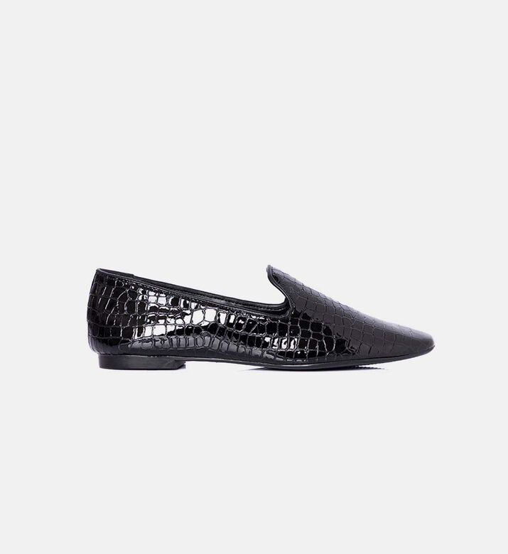 Pointed-toe Croc-embossed Loafers