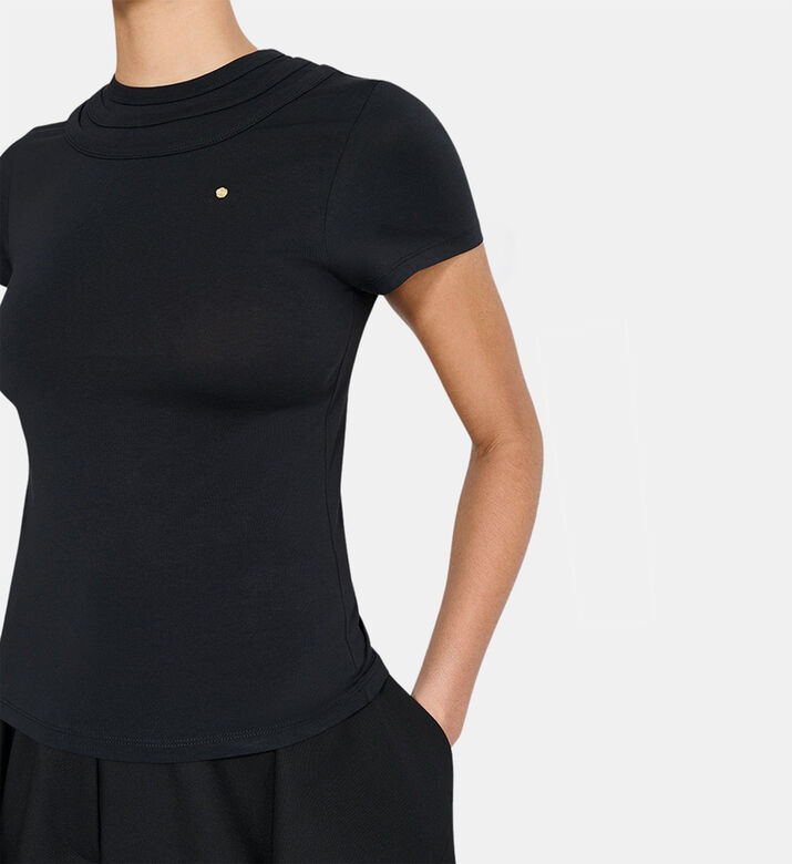 Viktor and Rolf Ts Collar, Black, L, Model View