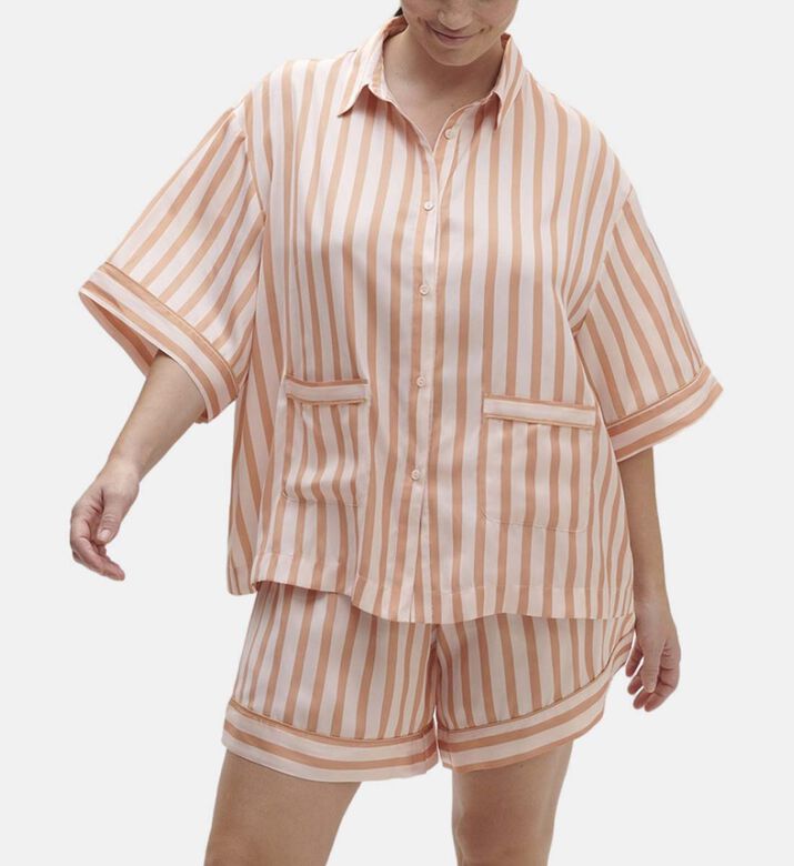 كابريس قميص جاكار كبير الحجم