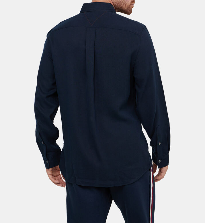 قميص أكسفورد انسيابي بقصة كلاسيكية