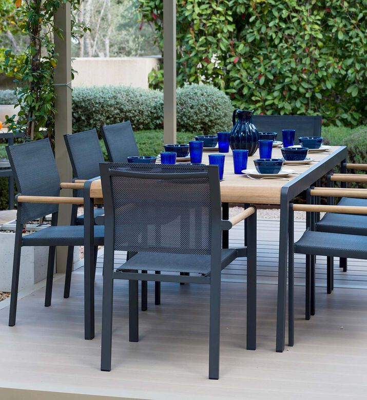 طاولة طعام عنبر مع 8 كراسي