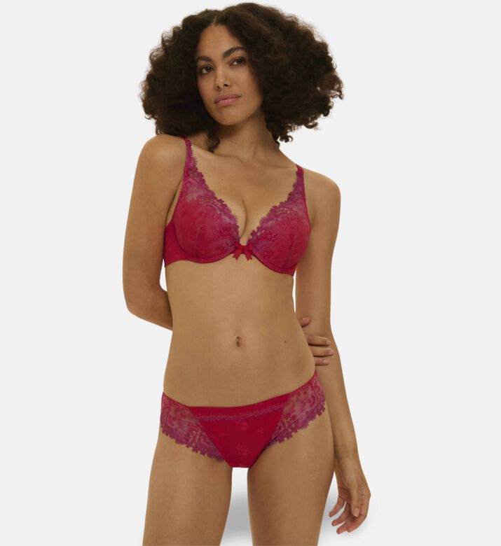 Simone Perele Brief, Model View