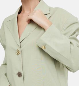 سترة إنزو المصممة خصيصًا