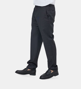 بنطال بصوف بكر وقصة تضيق نحو الأسفل