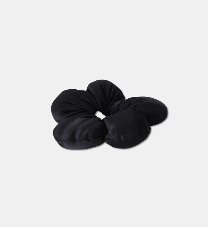 StickyBestie Scrunchie Flower, Black, Packshot View