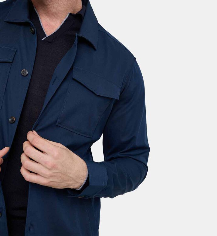 قميص فضفاض تويل بأكمام طويلة