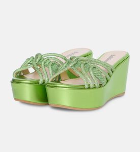 حذاء مفتوح من الخلف بكعب عالي نابض بالحياة