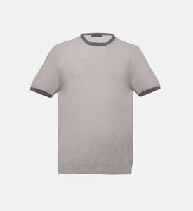 تيشيرت محبوك بلون بيج فاتح برقبة مستديرة