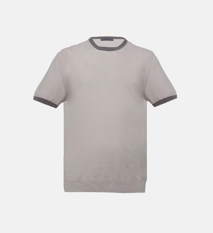 تيشيرت محبوك بلون بيج فاتح برقبة مستديرة