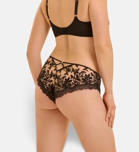 Simone Perele Shorty In Embroidery, Model View