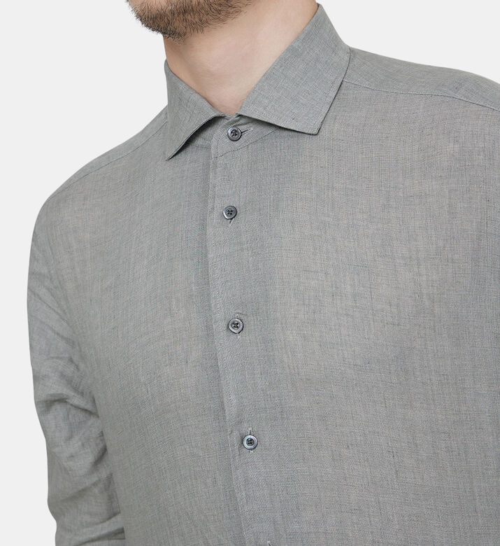 قميص كلاسيكي كتان بقصة كلاسيكية بأزرار