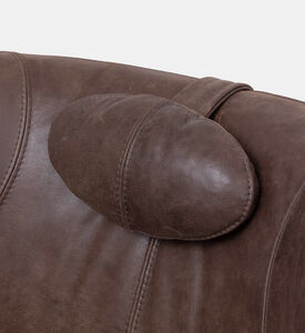 كرسي بذراعين بمسند على شكل صدفة