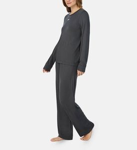 DKNY Set, Model View