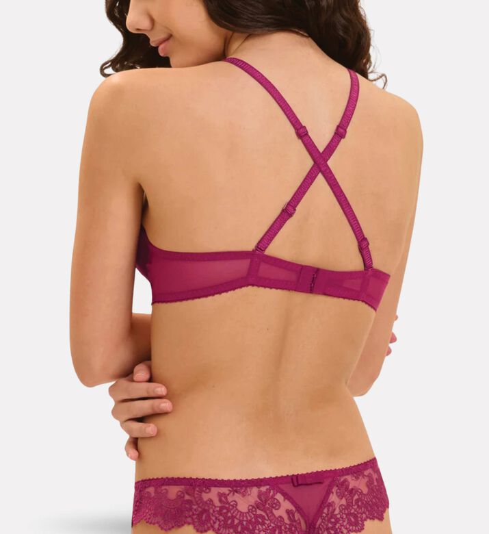 Simone Perele Bra Plunging, Model View